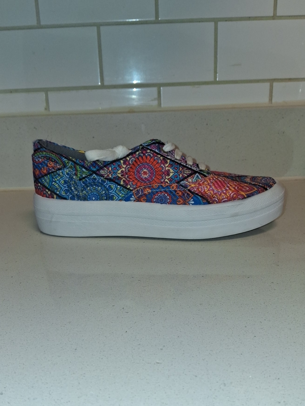 Women's Low-Top Canvas Sneakers in Multicolor Mandala Print